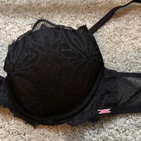 2 for 1 VS bras!! - Picture 5 of 8